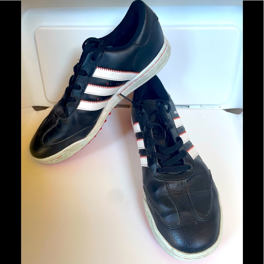 Adidas JR adicross V Junior's Spikeless Golf Shoe Size 5M Black/White/Red